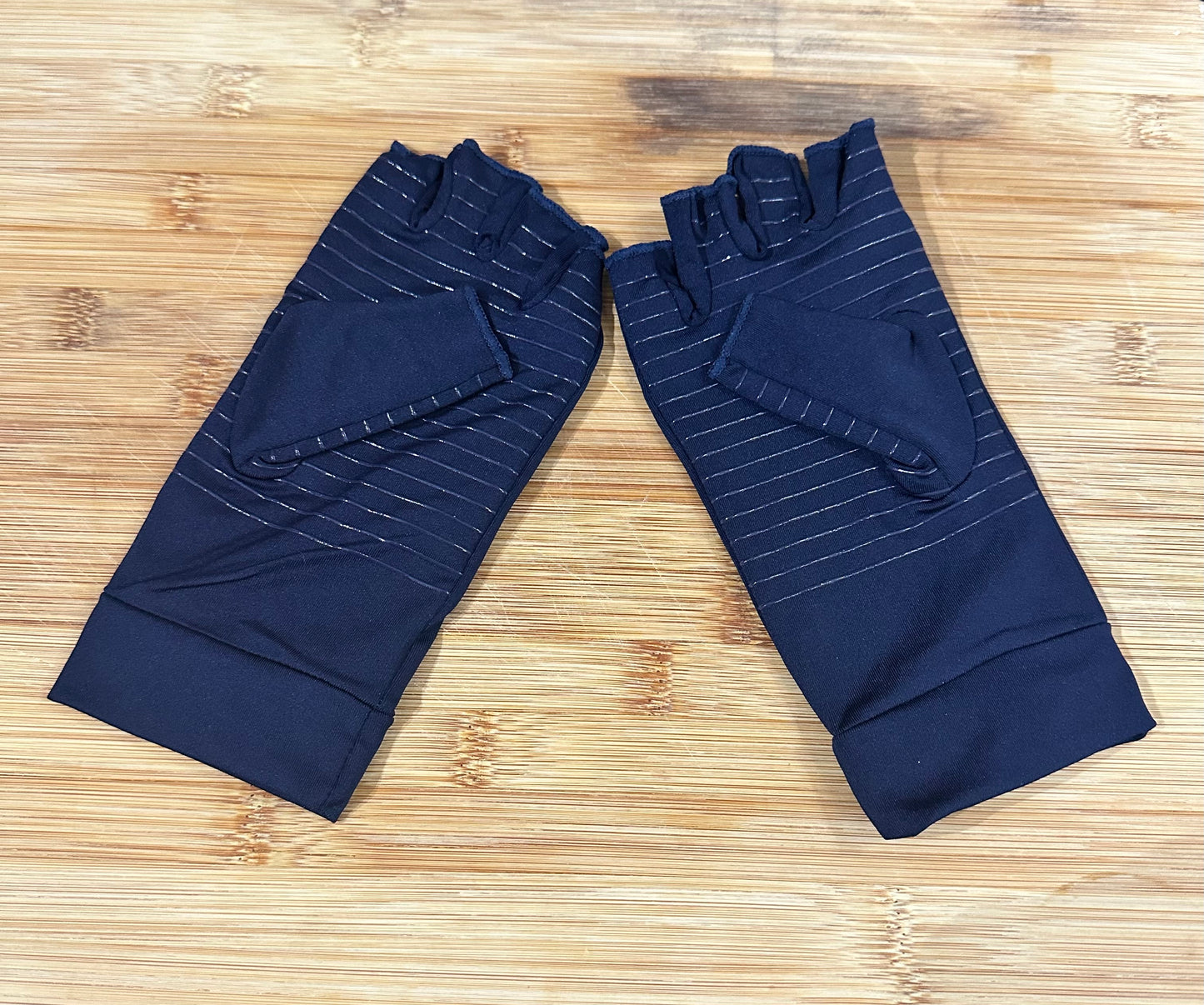 Copper-Infused Compression Gloves for Arthritis & Joint Pain Relief